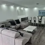 Mikaela Ii * Ramada